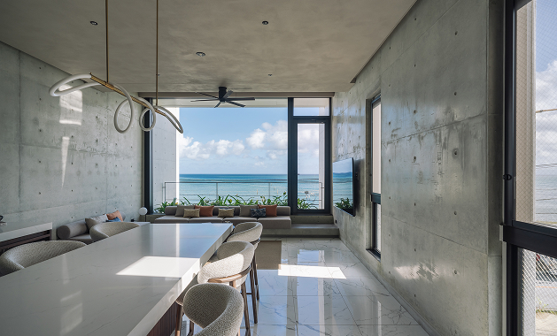 リビングダイニングの奥行き・昼